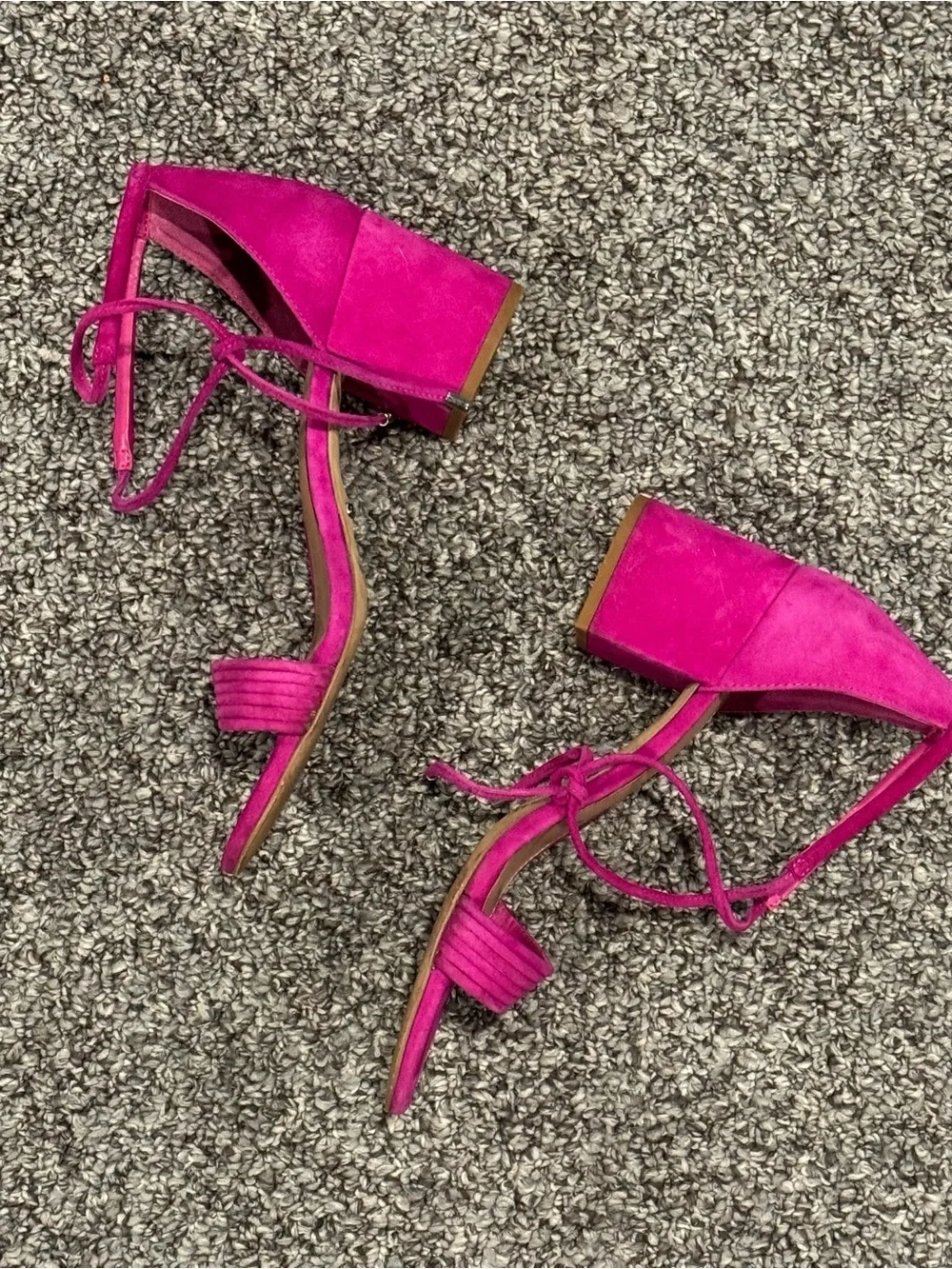 Gianni Bini Bright Fuchsia Suede Block Heel Sandals with Ankle Tie